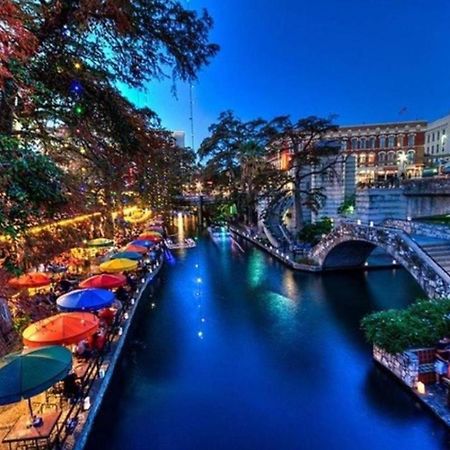 Cozy Downtown Guest House 2Br/1Ba Sleeps 8 San Antonio Exteriör bild