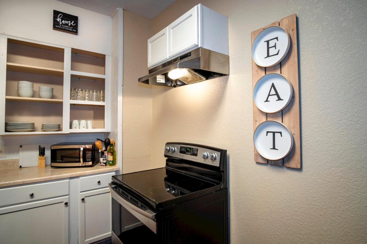 Cozy Downtown Guest House 2Br/1Ba Sleeps 8 San Antonio Exteriör bild